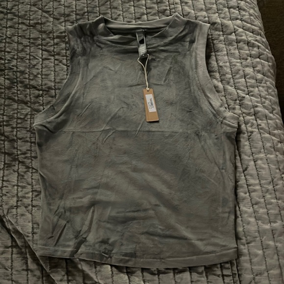 SKIMS Tops - SKIMS NWT velour crew neck tank gunmetal size medium